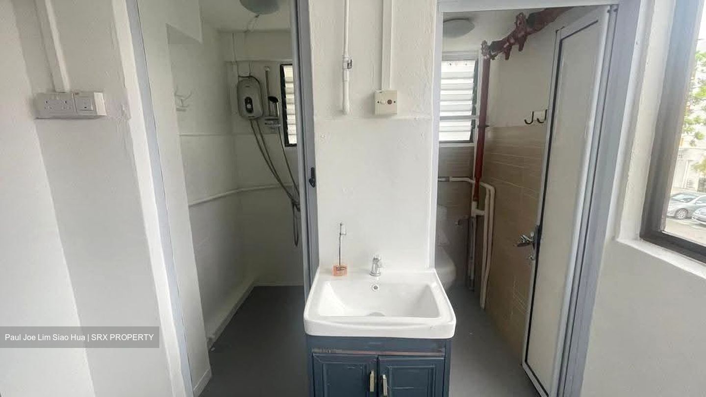 Toa Payoh Central (D12), Shop House #629267901